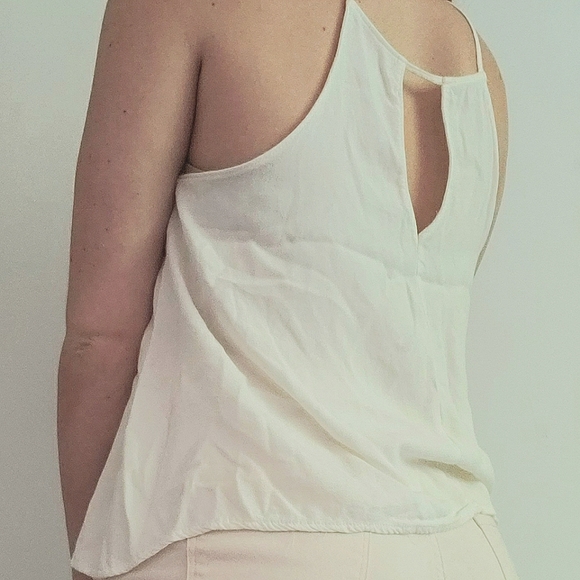 White Flowy Tank - Picture 2 of 3